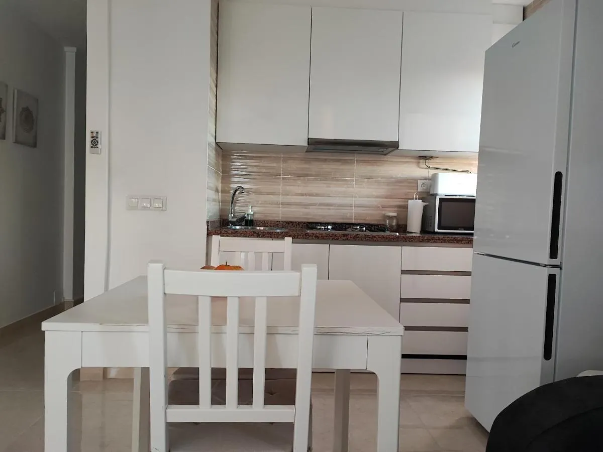 Hercules Paradise 531 Apartamento Con Vistas Al Mar Mediterraneo En Benalmadena A Pasos Del Centro Y Su Vibrante Zona Comercial Disfruta De Una Experiencia Unica En La Costa Del Sol Malaga Andalucia Well-Connected To The Airport