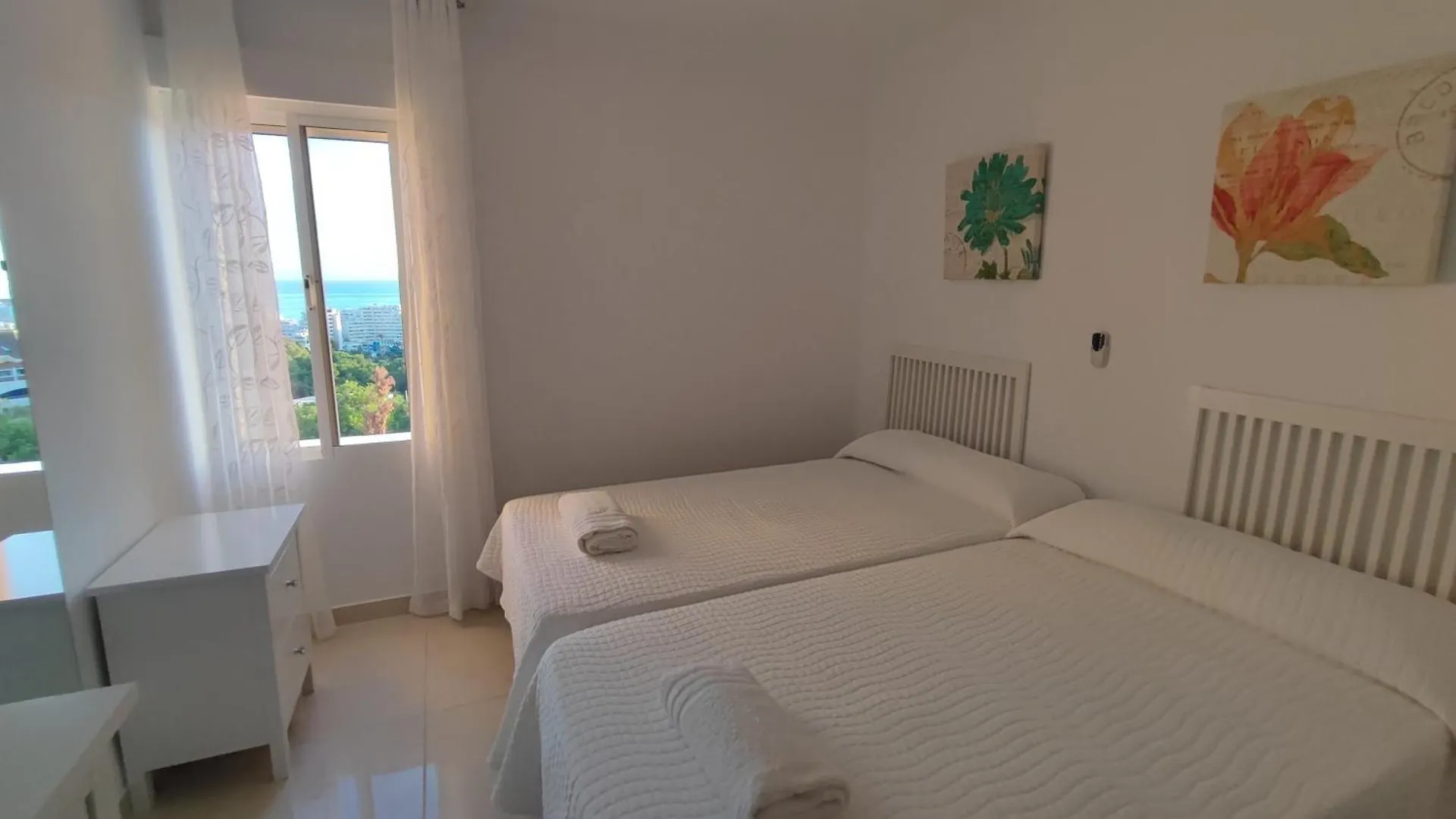 Hercules Paradise 531 Apartamento Con Vistas Al Mar Mediterraneo En Benalmadena A Pasos Del Centro Y Su Vibrante Zona Comercial Disfruta De Una Experiencia Unica En La Costa Del Sol Malaga Andalucia Well-Connected To The Airport